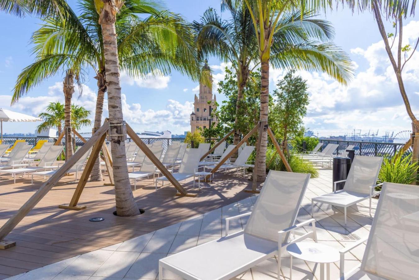 Ferienhaus 3012 In Front Of Kaseya Center With Pool Miami
