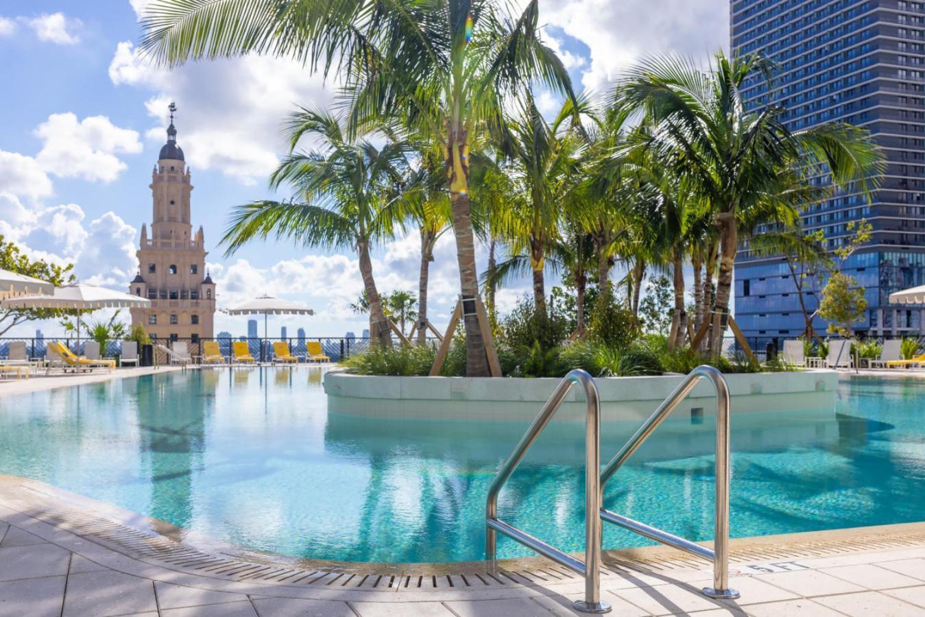 3012 In Front Of Kaseya Center With Pool Miami